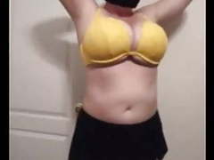 Find-Best-Hardcore.com presents: 36 g saggy tits bbw milf lateshay big yellow bra strip
