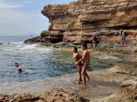 Find-Best-Hardcore.com presents: Divers watching us fuck at the beach give us some help