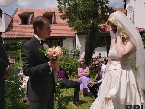 Find-Best-Hardcore.com presents: Blonde vera jarw having fun while being fucked during wedding