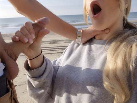 Find-Best-Hardcore.com presents: Outdoor after a blowjob for a stranger on the beach, i was fucked in public