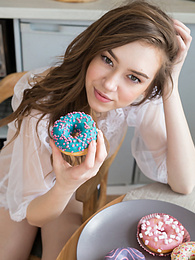 Find-Best-Hardcore.com presents: If you are a fan of skinny girls, check out how this cute little doll poses and teases totally naked in the kitchen.