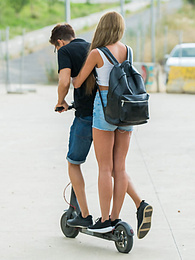 Find-Best-Hardcore.com presents: When Fucking, Marilyn Crystal Never Runs out of Battery