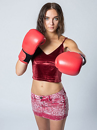 Find-Best-Hardcore.com presents: Sexy Ukrainian belle Oxana Chic strips off her clothes and poses nude in a gym